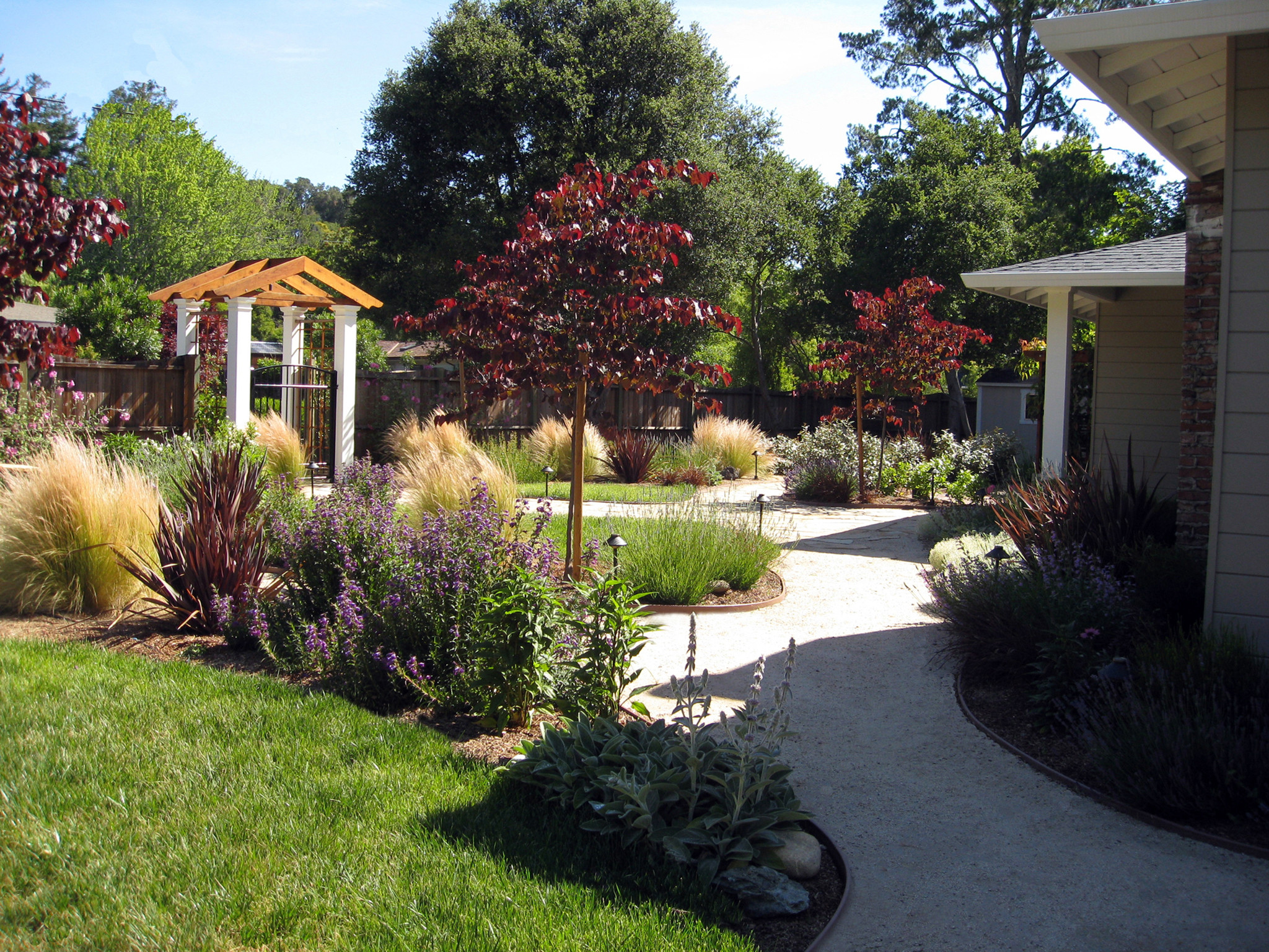 Kamloops landscaping, hardscaping and bobcat work