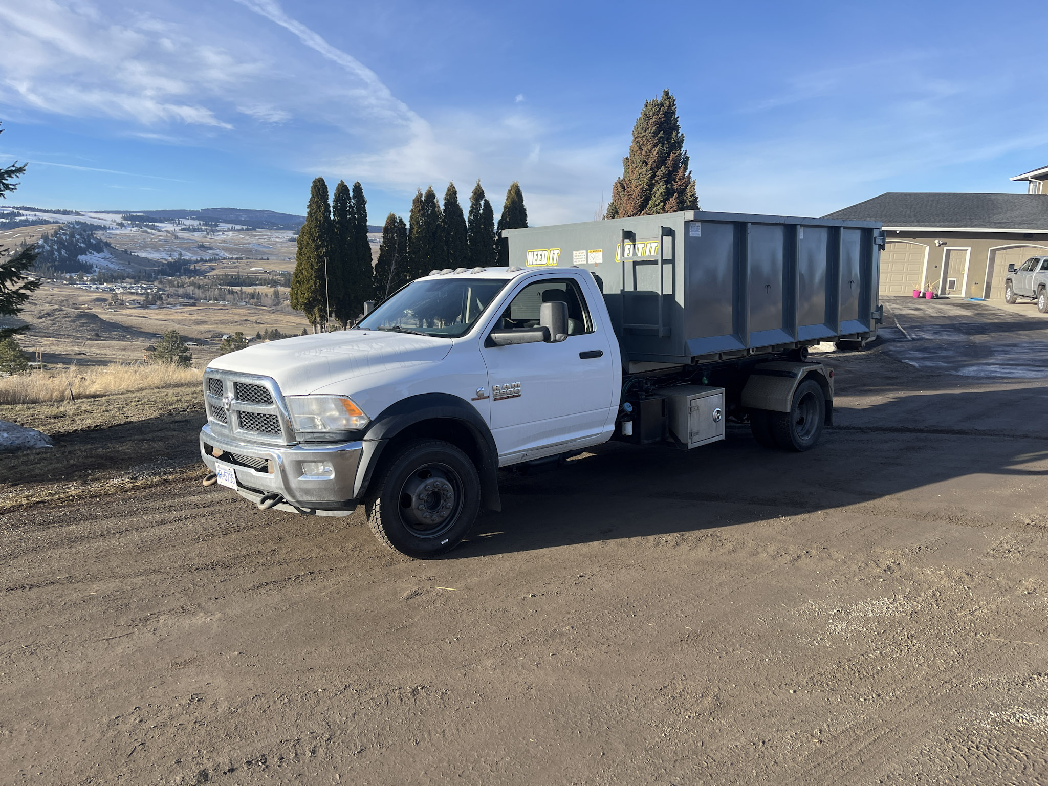 Ollek Contracting truck side profile